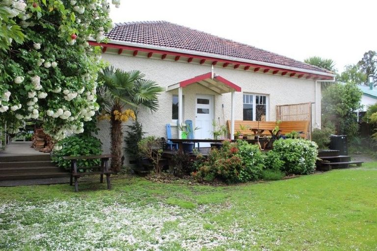 Photo of property in 17 Waitapu Road, Takaka, 7110