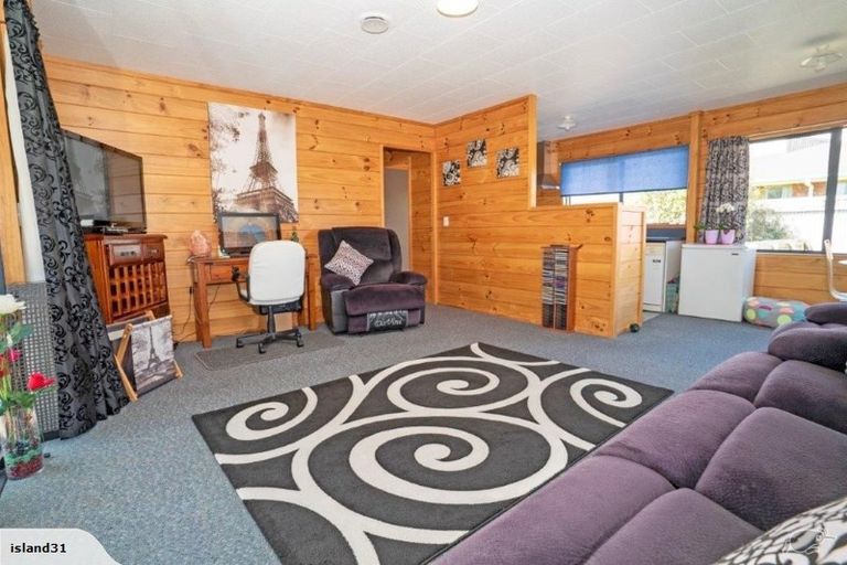 Photo of property in 31 Ngahue Crescent, Carters Beach, Westport, 7825