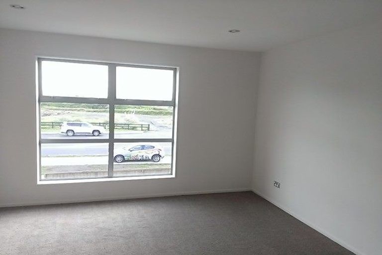 Photo of property in 219 Porchester Road, Takanini, 2112