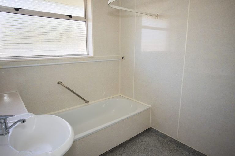 Photo of property in 48 Stuart Street, Holmes Hill, Oamaru, 9401
