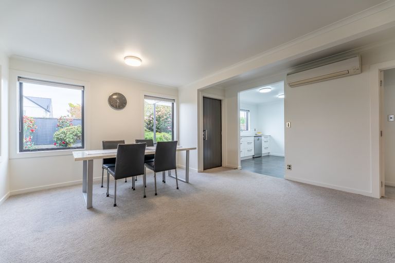 Photo of property in 1/120 Wai-iti Road, Highfield, Timaru, 7910