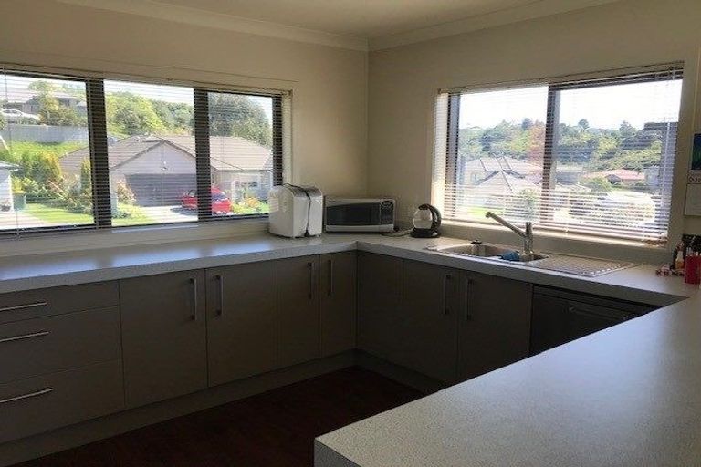Photo of property in 69 Te Puia Drive, Aotea, Porirua, 5024