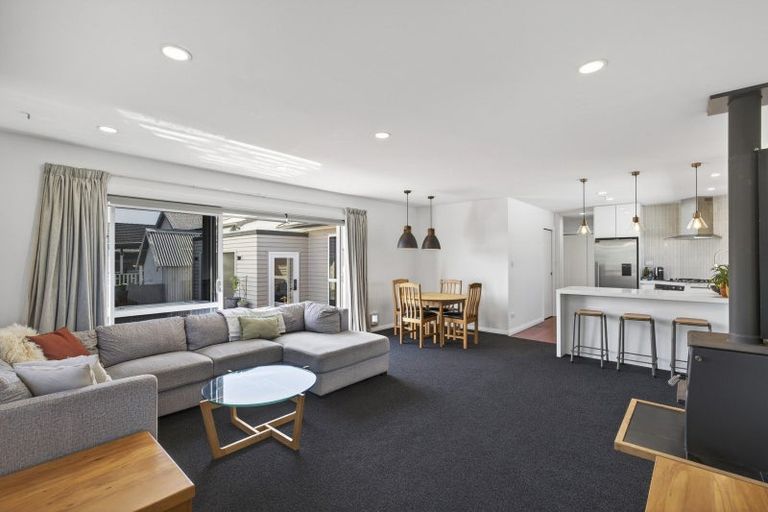 Photo of property in 134 Tukapa Street, Westown, New Plymouth, 4310