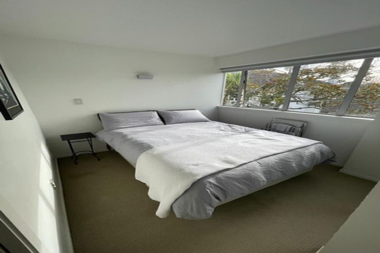 Photo of property in 5/57 Sarsfield Street, Herne Bay, Auckland, 1011