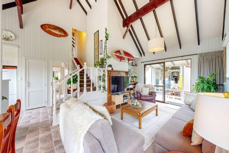 Photo of property in 128 Kiwi Road, Whangamata, 3620