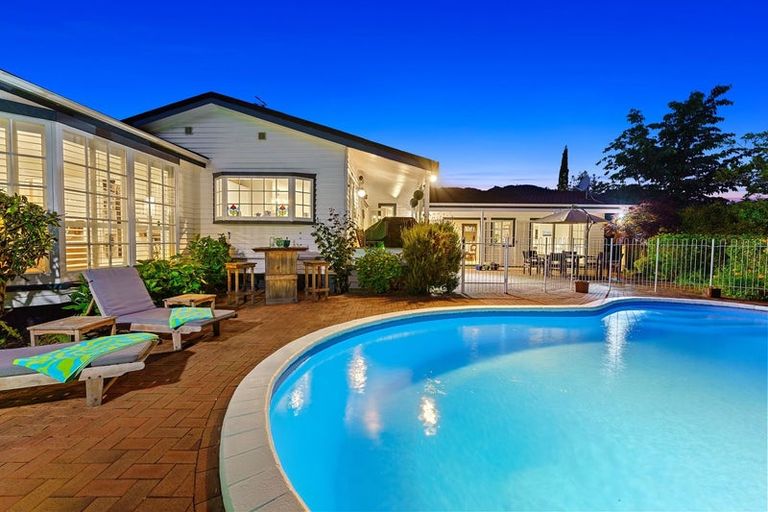 Photo of property in 430 Te Moana Road, Waikanae, 5036