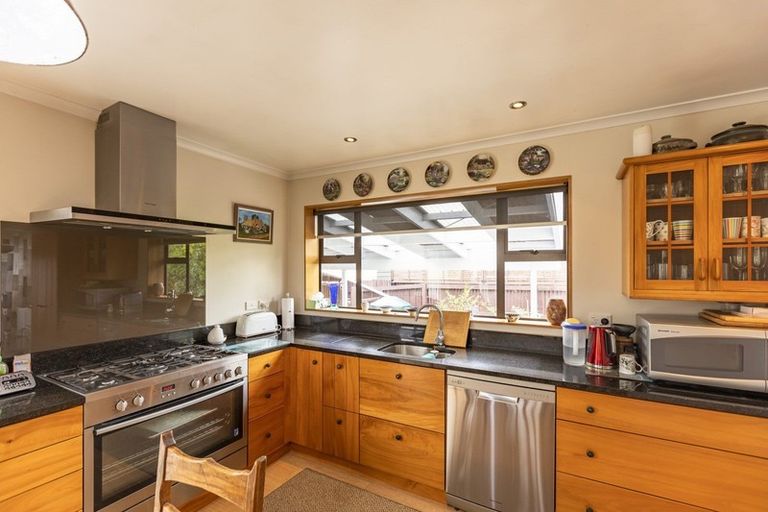 Photo of property in 22 Woburn Street, Waipukurau, 4200