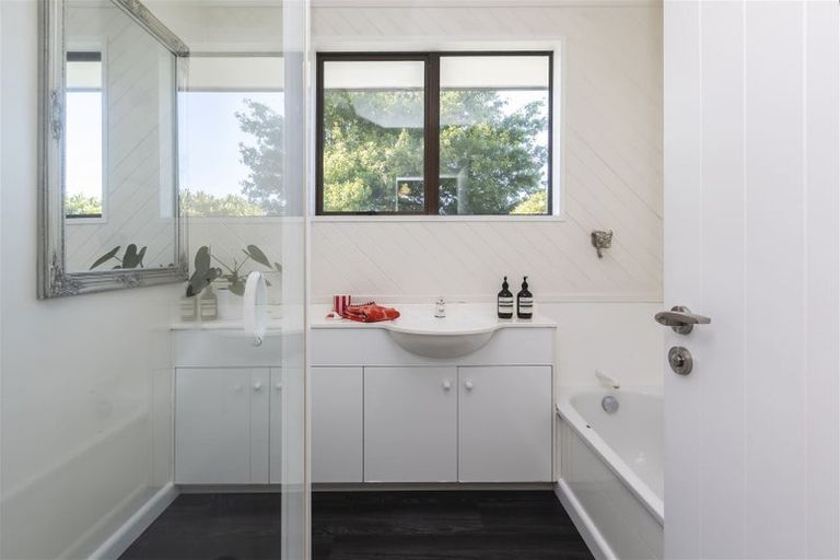 Photo of property in 48 Pentecost Road, Rangiora, 7400