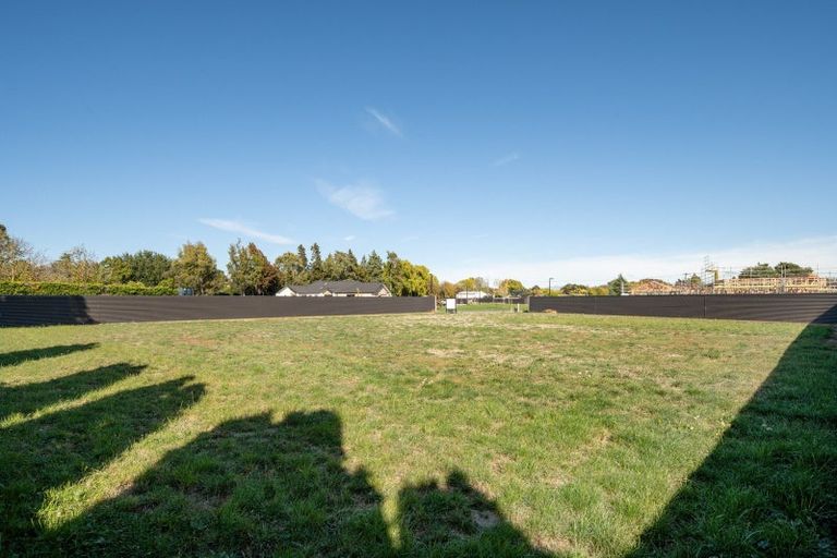 Photo of property in 17 Bartletts Green, Yelverton, 7201