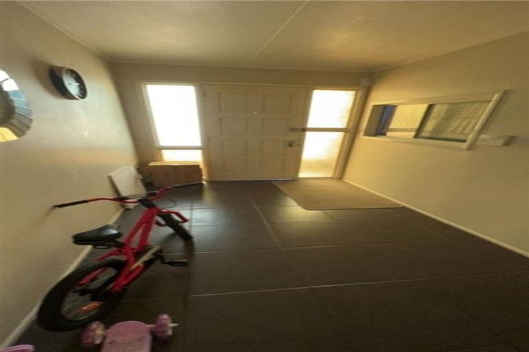 Photo of property in 127 Beach Road, Pahurehure, Papakura, 2113