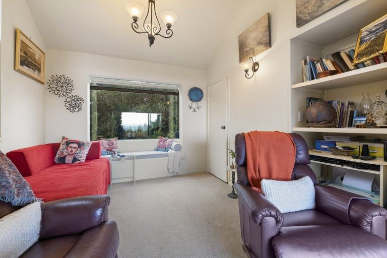 Photo of property in 1055 Whangaparaoa Road, Tindalls Beach, Whangaparaoa, 0930