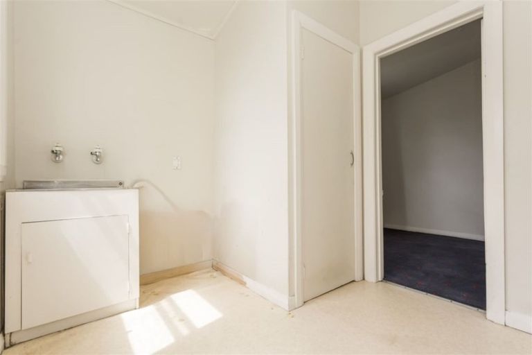 Photo of property in 61 Wesley Street, South Dunedin, Dunedin, 9012