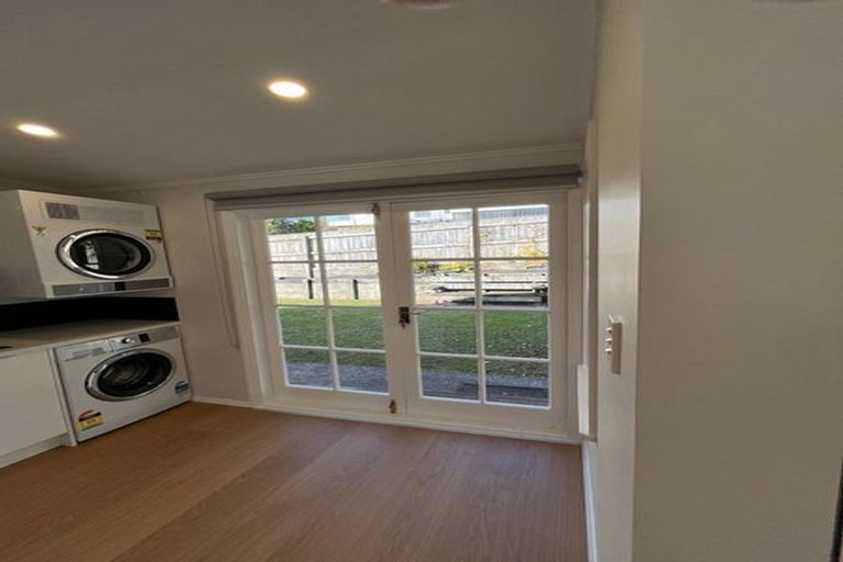 Photo of property in 367a Karori Road, Karori, Wellington, 6012