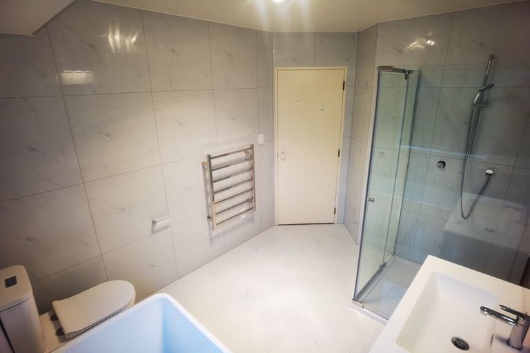 Photo of property in 17 Mercury Lane, Windsor Park, Auckland, 0632