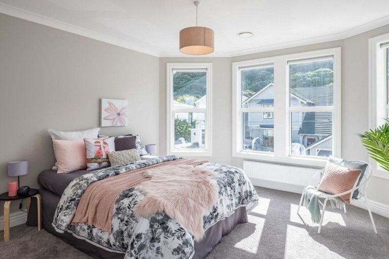 Photo of property in 51 Tinakori Road, Thorndon, Wellington, 6011