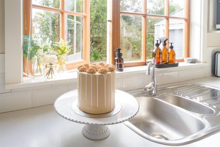 Photo of property in 93 Pukepapa Road, Marton, 4710