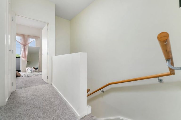 Photo of property in 435b West Coast Road, Glen Eden, Auckland, 0602