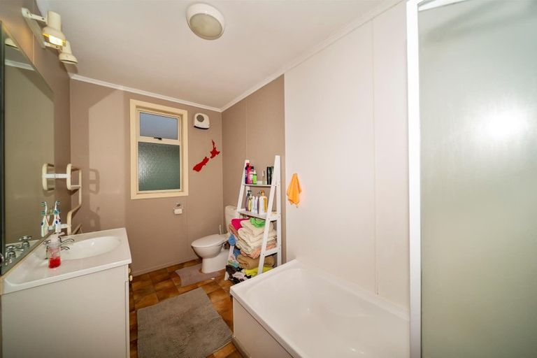 Photo of property in 10 Morrissey Street, Hawera, 4610