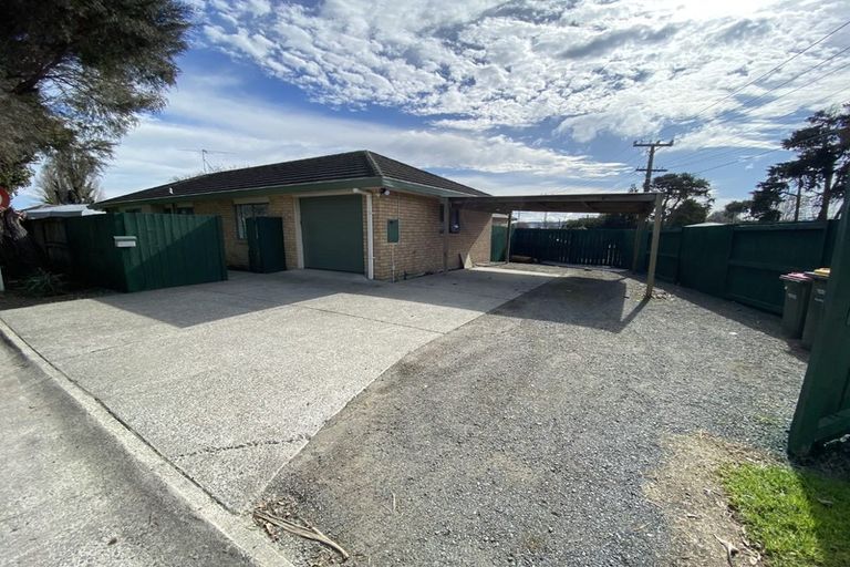 Photo of property in 2 Portrush Lane, Takanini, 2112
