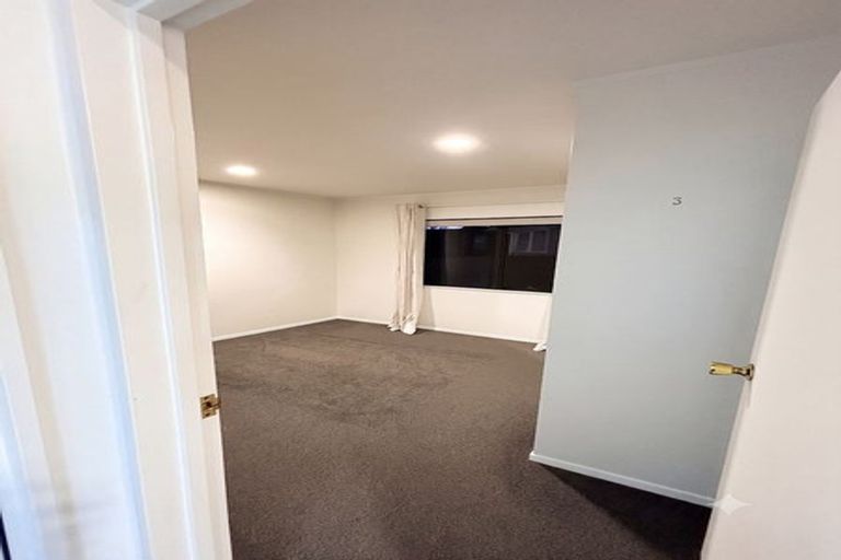 Photo of property in 27a Willoughby Avenue, Howick, Auckland, 2014