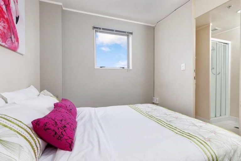 Photo of property in 72 Nelson Street, Howick, Auckland, 2014