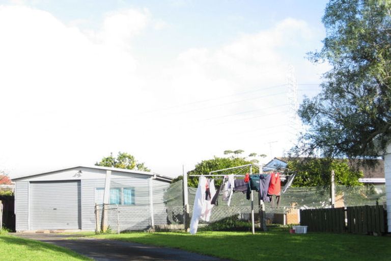 Photo of property in 10 Cosmo Place, Otara, Auckland, 2023