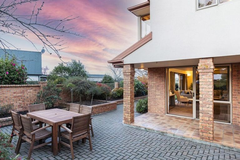 Photo of property in 7 Oakmont Green, Shirley, Christchurch, 8061