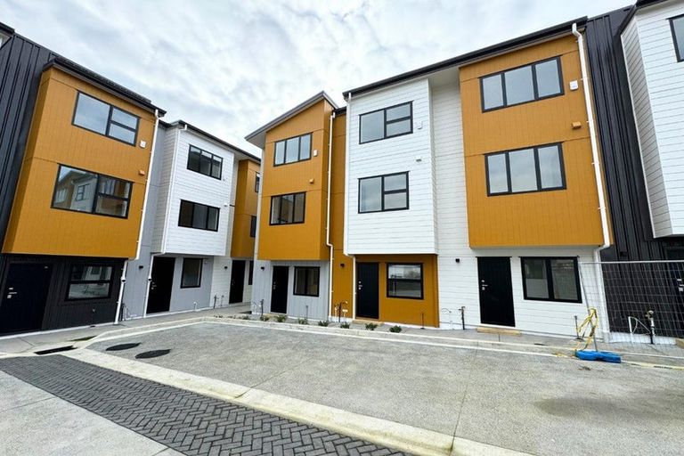 Photo of property in 15/28 Lavelle Road, Henderson, Auckland, 0612