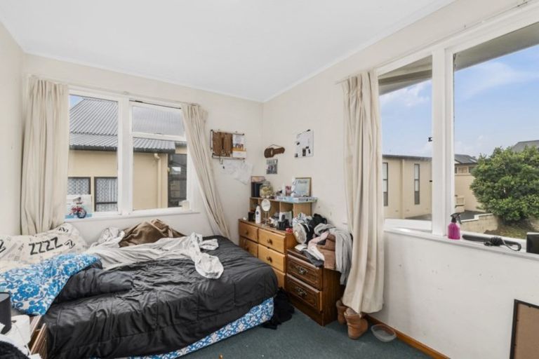 Photo of property in 6-8 Waihemo Street, Waitangirua, Porirua, 5024