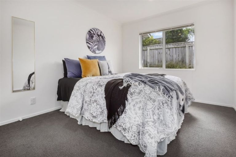 Photo of property in 19 Kahurangi Heights, Aotea, Porirua, 5024