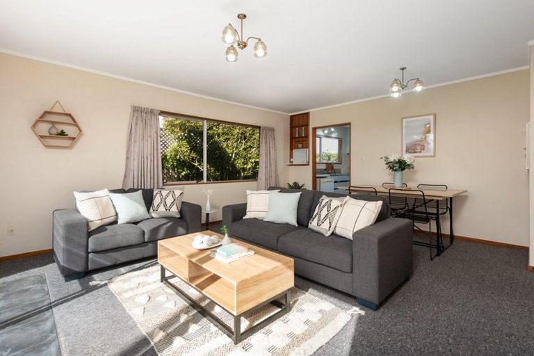 Photo of property in 1/1004 Papamoa Beach Road, Papamoa Beach, Papamoa, 3118