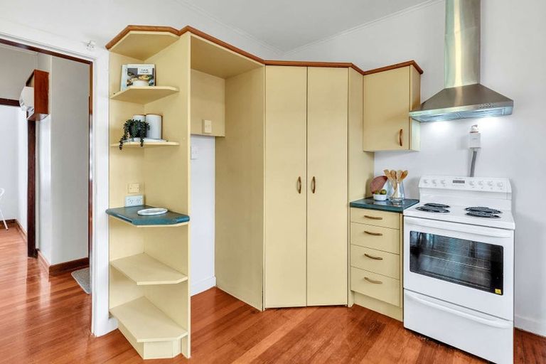 Photo of property in 174 Cook Street, West End, Palmerston North, 4410