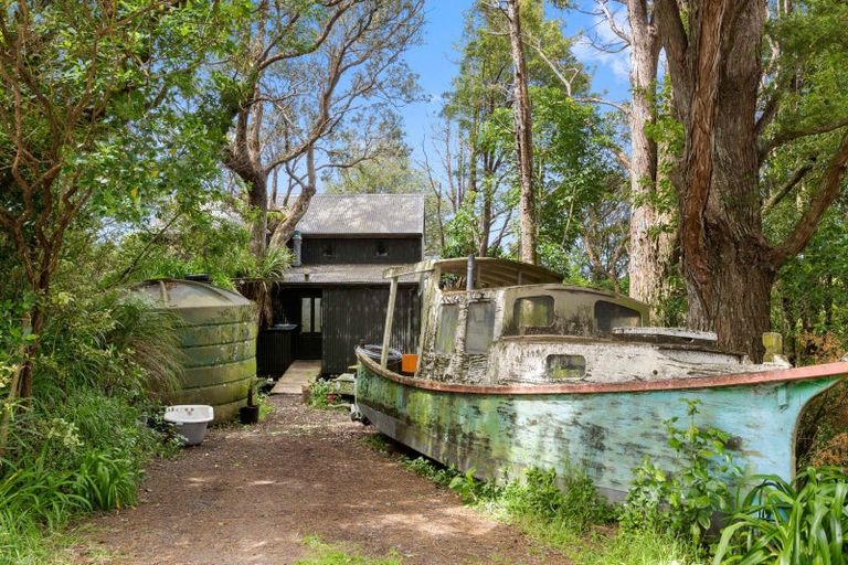 Photo of property in 590 Mahurangi West Road, Mahurangi West, Warkworth, 0983