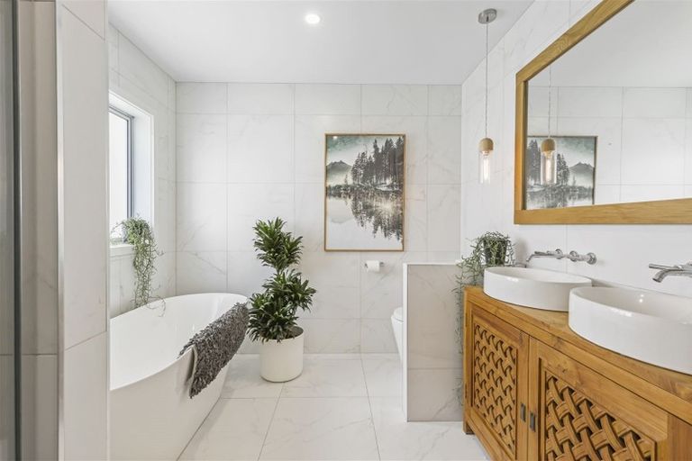 Photo of property in 27c Marshmeadow Road, Newstead, Hamilton, 3286