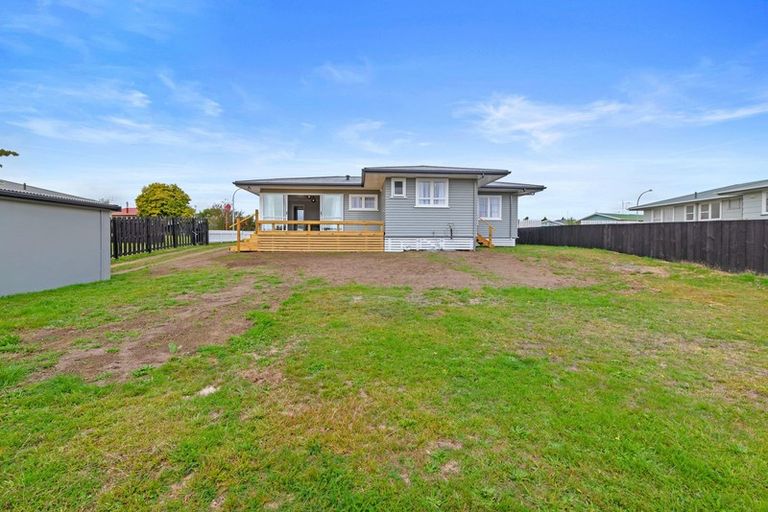 Photo of property in 5 Tarapunga Place, Tokoroa, 3420
