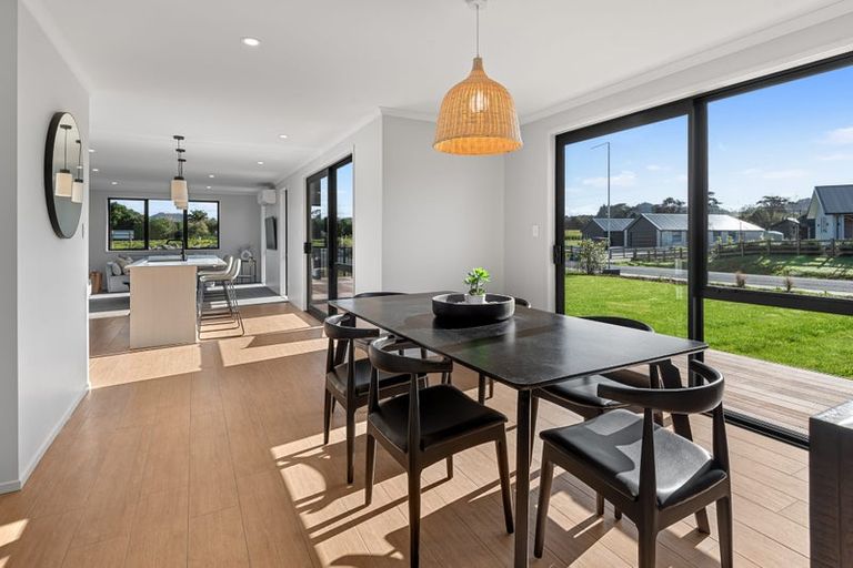 Photo of property in 99 Glenbervie Drive, Glenbervie, 0173