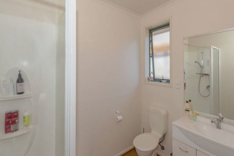 Photo of property in 5 Locksley Lane, Hamilton East, Hamilton, 3216