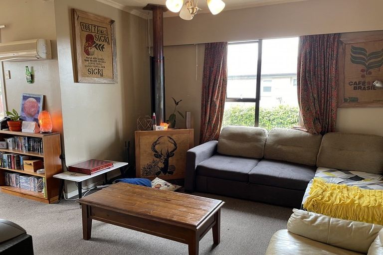 Photo of property in 416 Great North Road, Winton, 9720