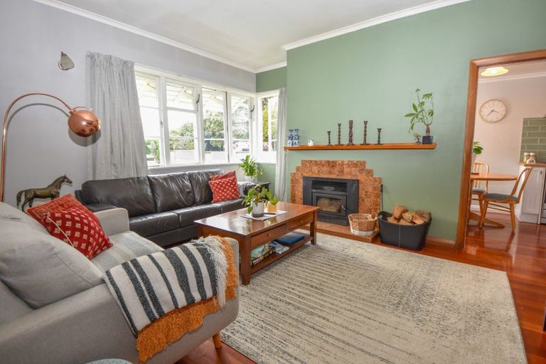 Photo of property in 255 High Street South, Carterton, 5713