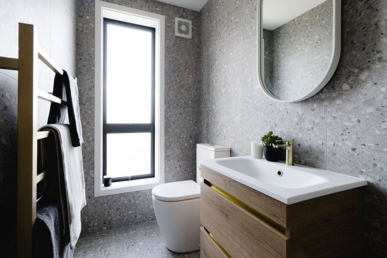 Photo of property in 119 Tiketike Way, Brooklyn, Wellington, 6021