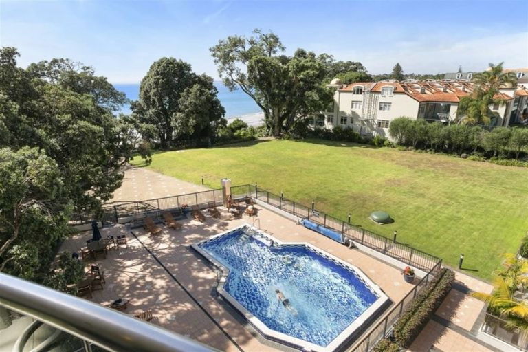 Photo of property in 3d/5 The Promenade, Takapuna, Auckland, 0622