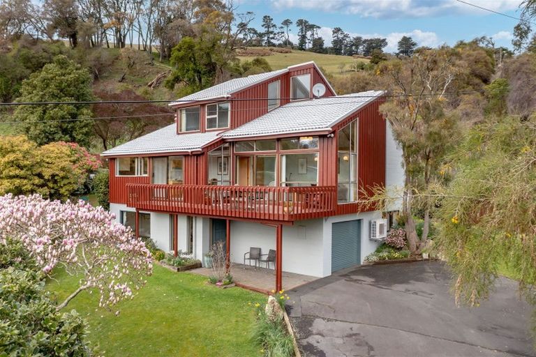 Photo of property in 22 Howard Street, Macandrew Bay, Dunedin, 9014