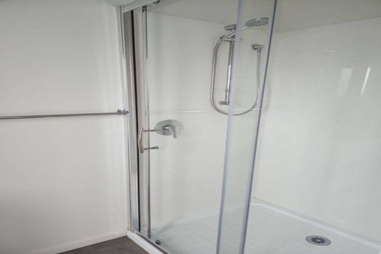 Photo of property in 308b One Tree Point Road, One Tree Point, 0118