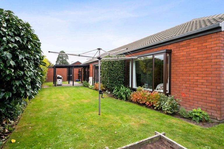 Photo of property in 45 Munro Street, Redwood, Christchurch, 8051