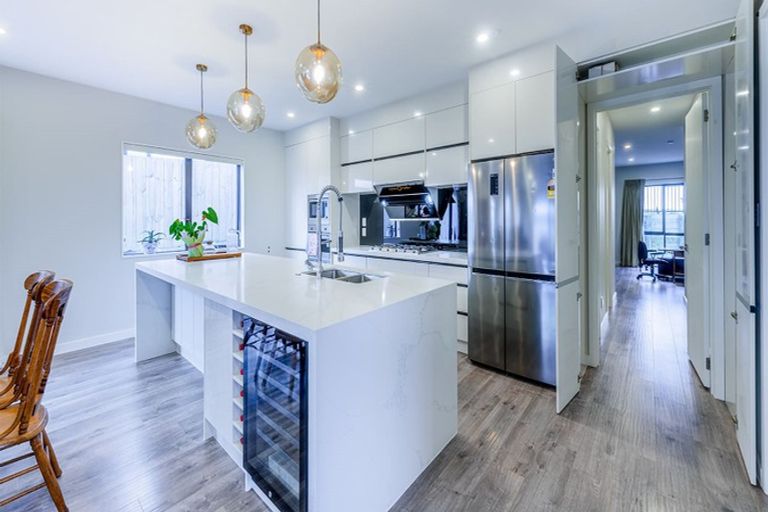 Photo of property in 48 Eighth View Avenue, Beachlands, Auckland, 2018