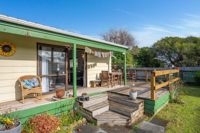 Photo of property in 83 Norfolk Crescent, Otaki Beach, Otaki, 5512