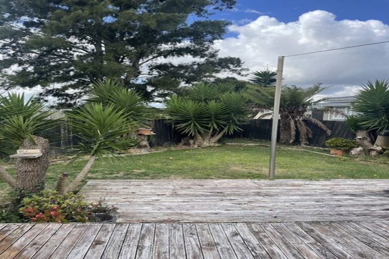 Photo of property in 64 Chichester Drive, Rosehill, Papakura, 2113