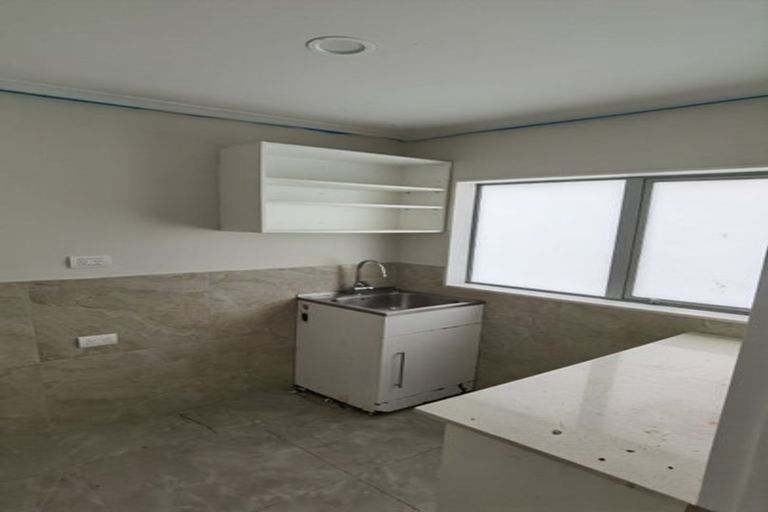 Photo of property in 194 Bleakhouse Road, Mellons Bay, Auckland, 2014