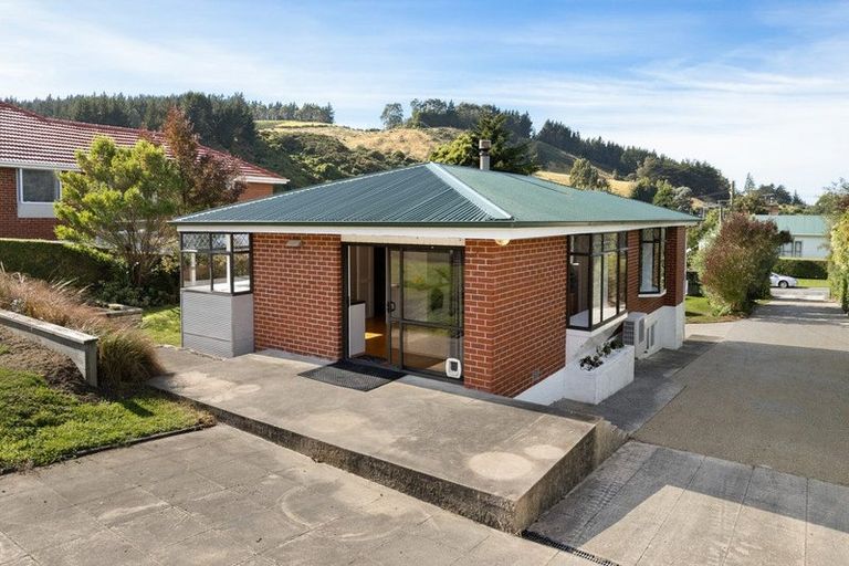 Photo of property in 41 Hugh Street, Sawyers Bay, Port Chalmers, 9023