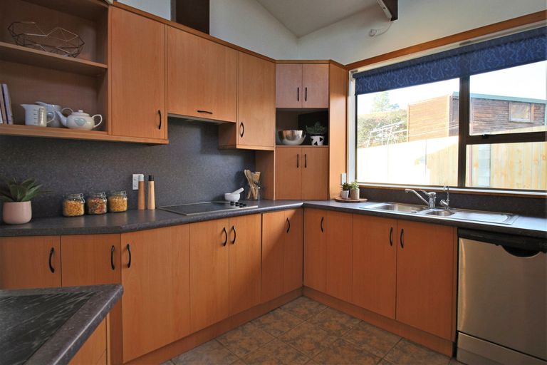 Photo of property in 60 Aronui Road, Bridge Hill, Alexandra, 9320